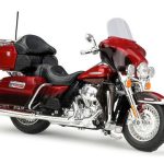 Harley Davidson 2013 Flhtk Electra Glide Ultra escala 1:12