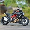 Ducati Diavel Carbon 1/12 - Imagen 4