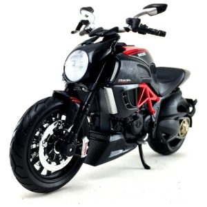 Ducati Diavel Carbon 1/12