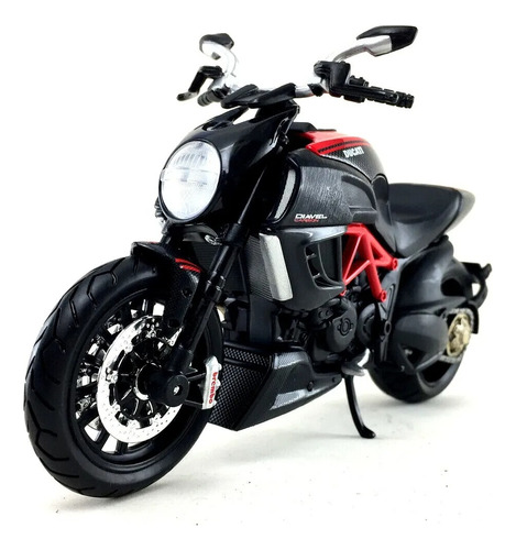 Ducati Diavel Carbon 1/12