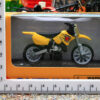 SUZUKI RM 125 Mini moto con soporte escala 1:32 - Imagen 3