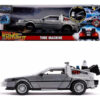 VOLVER AL FUTURO Delorean 2 con ruedas plegables y luz - escala 1:24