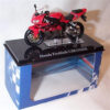 A Escala 1:24 Honda Cbr1000rr Fireblade - Imagen 4
