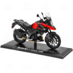 Moto Colección – Suzuki V-strom 1000 Con Base (1:12) Color Rojo