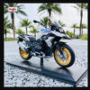 BMW R1250 Gs con soporte escala 1:12 - Imagen 3