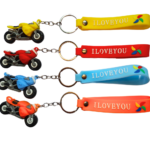 LLAVERO DE GOMA MOTOCICLETA CON CORREA DE GOMA COLORES
