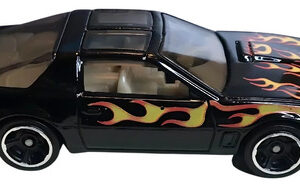 Auto K.i.t.t Knight Rider El Auto Fantástico 1:64