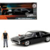 Auto Dodge Charger R/T 1970 Dom con Figura - Fast & Furious 1:24 - Imagen 8