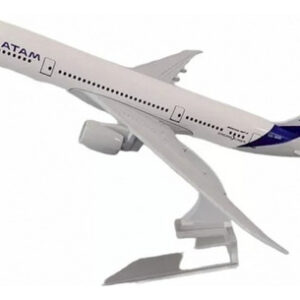 Avión Boeing 787 Latam Escala 1:400