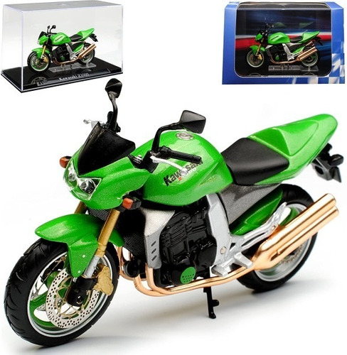 Moto Kawasaki Z1000 Incluye soporte y cupula – 1:24