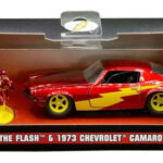 Auto Chevrolet Camaro 1973 The Flash – con Figura incluida 1:43