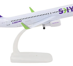 Sky Airlines A320 Neo Escala 1:200 20 CM